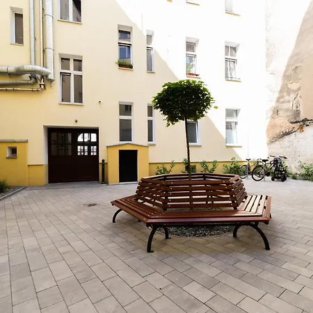 Homely, Little Studio, Location. Mala Kawalerka. Apartment